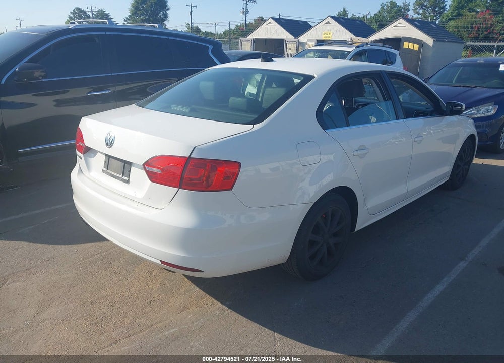 2014 VOLKSWAGEN JETTA VIN: 3VWD17AJ3EM222192