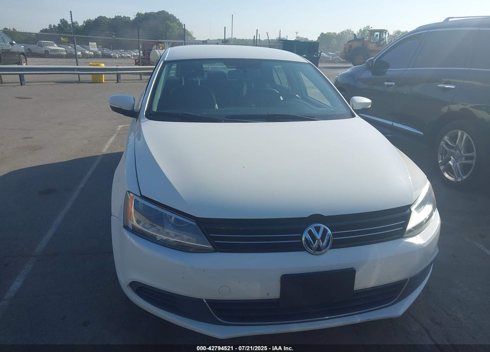 2014 VOLKSWAGEN JETTA VIN: 3VWD17AJ3EM222192