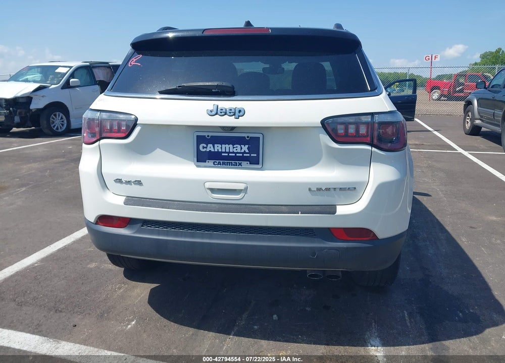 2019 JEEP COMPASS VIN: 3C4NJDCB8KT840234