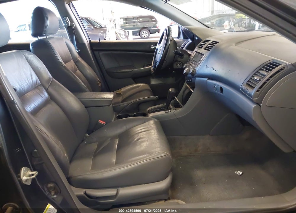 2005 HONDA ACCORD 2.4 EX VIN: 1HGCM568X5A179629