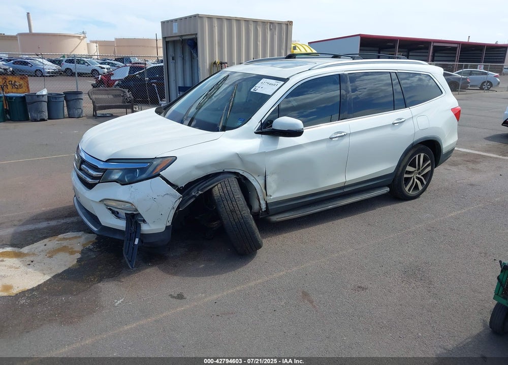 2016 HONDA PILOT VIN: 5FNYF6H09GB104331