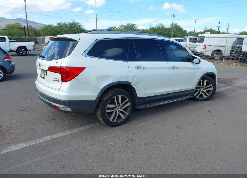 2016 HONDA PILOT VIN: 5FNYF6H09GB104331
