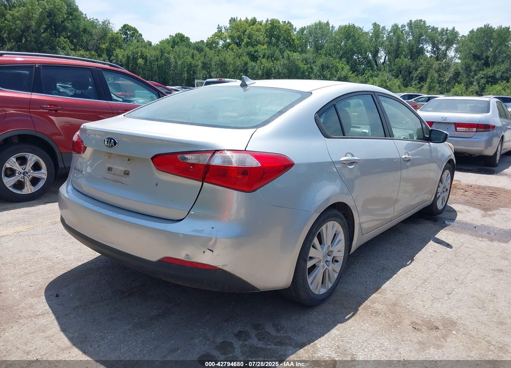 2015 KIA FORTE VIN: KNAFK4A63F5304639