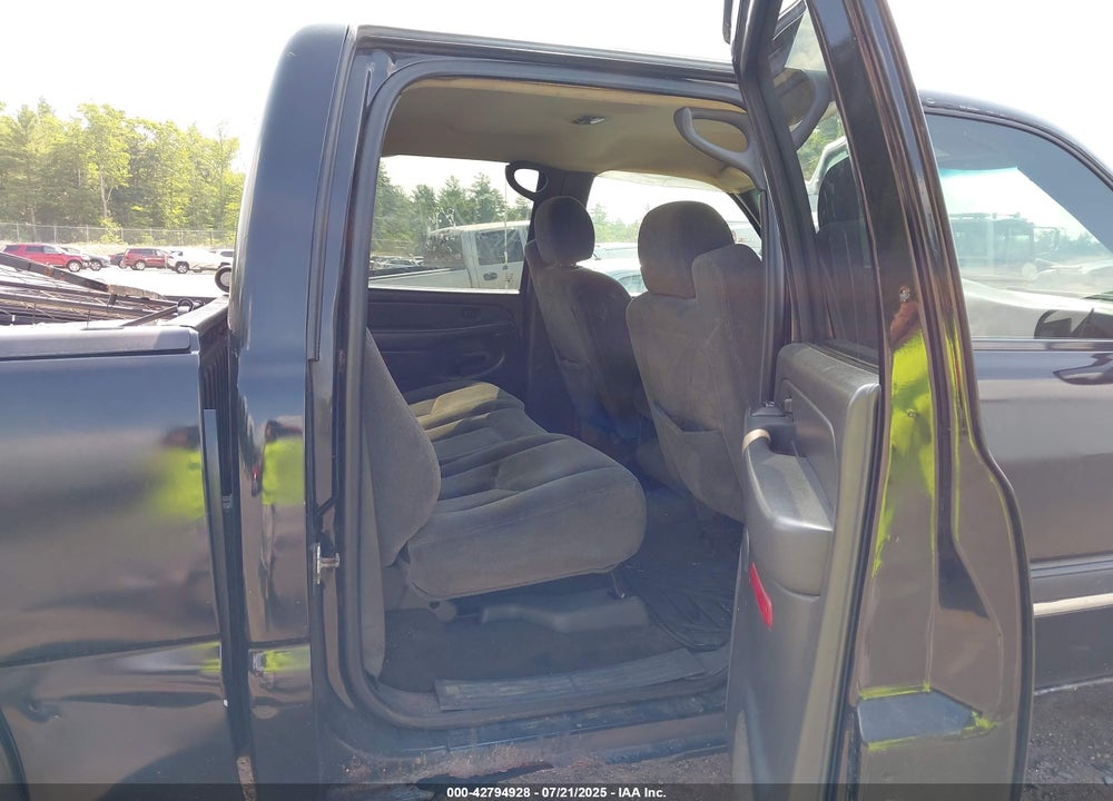 2005 CHEVROLET SILVERADO 1500 Z71 VIN: 2GCEK13T751186076