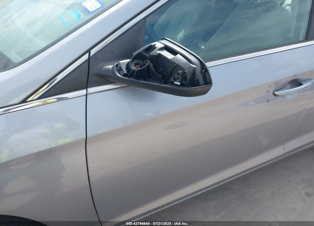 2016 HYUNDAI SONATA VIN: 5NPE24AF6GH347145