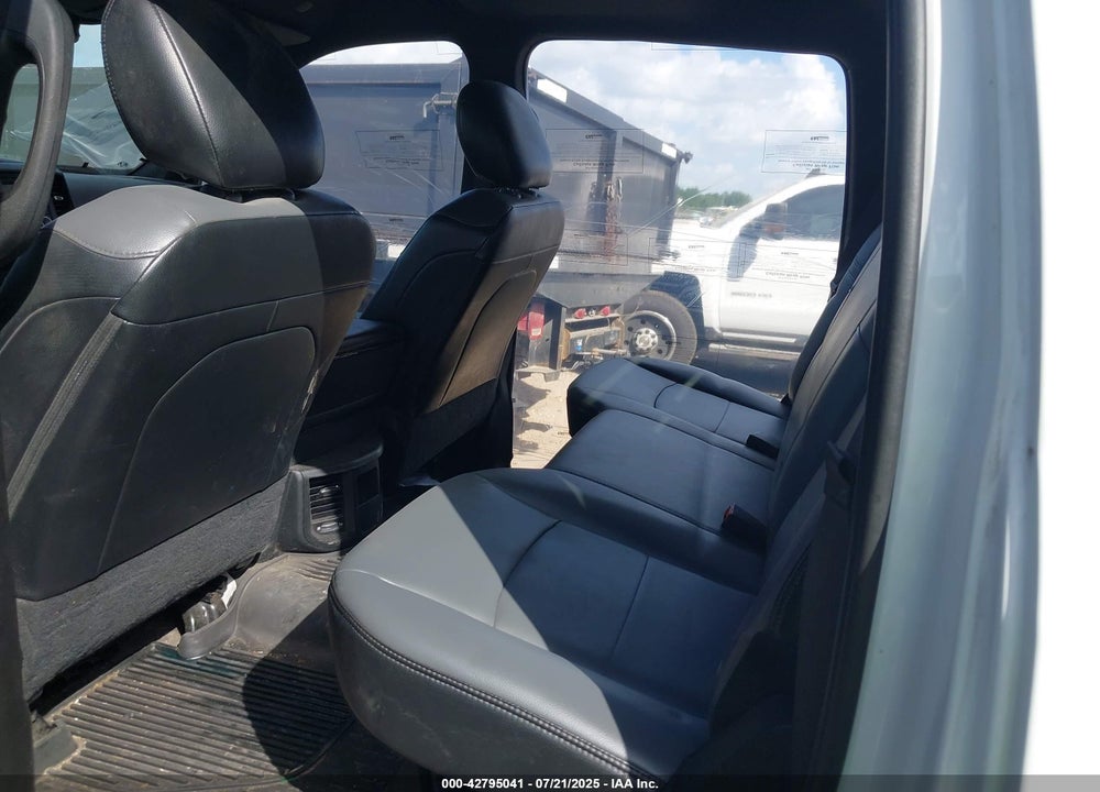 2021 RAM 3500 CHASSIS TRADESMAN/SLT/LAIE/LIMITED VIN: 3C7WRTCLXMG500940
