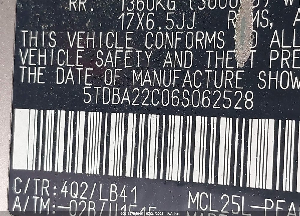 2006 TOYOTA SIENNA XLE VIN: 5TDBA22C06S062528