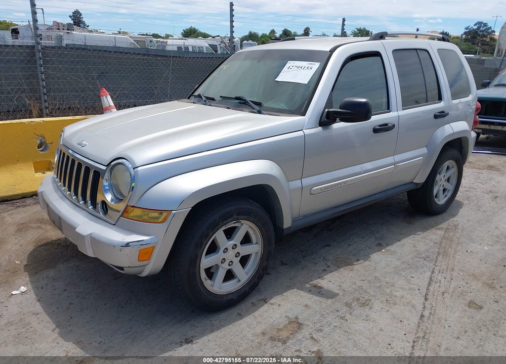 2006 JEEP LIBERTY VIN: 1J4GK58KX6W221472