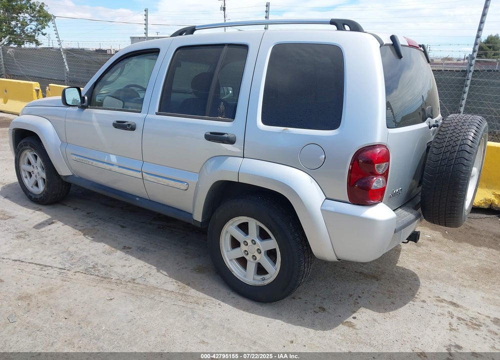 2006 JEEP LIBERTY VIN: 1J4GK58KX6W221472