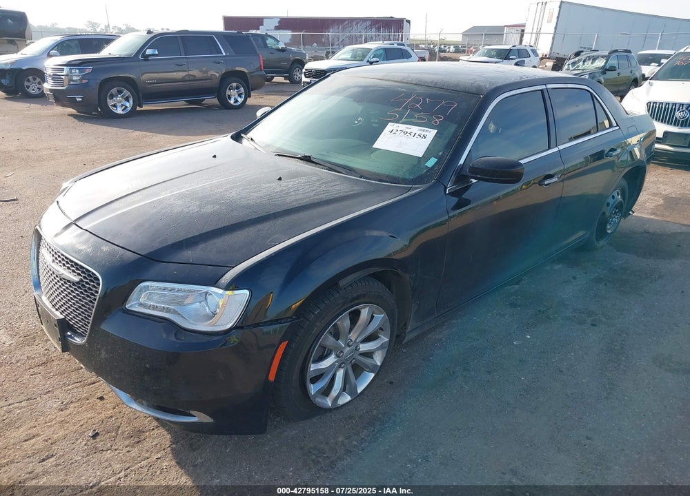 2017 CHRYSLER 300 VIN: 2C3CCARG1HH566562
