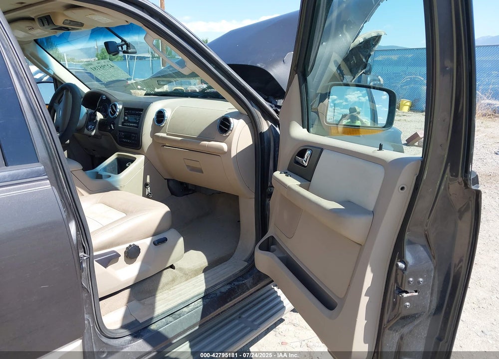 2006 FORD EXPEDITION EDDIE BAUER/KING RANCH VIN: 1FMFU18556LA89300