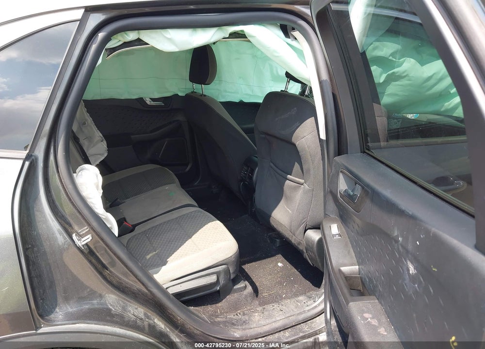 2020 FORD ESCAPE VIN: 1FMCU9G62LUB30077