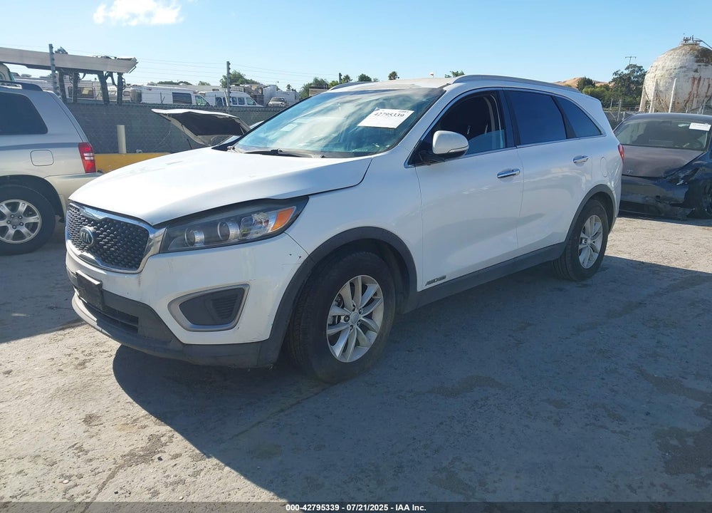 2016 KIA SORENTO VIN: 5XYPGDA51GG135486