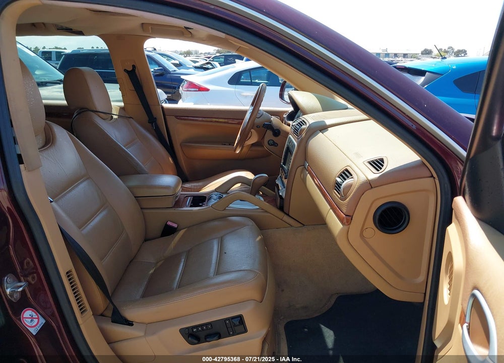 2004 PORSCHE CAYENNE S VIN: WP1AB29P84LA71315