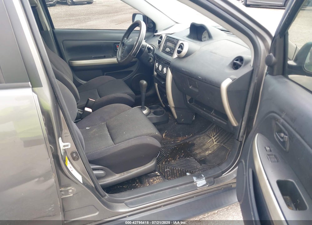 2005 SCION XA VIN: JTKKT604050104526
