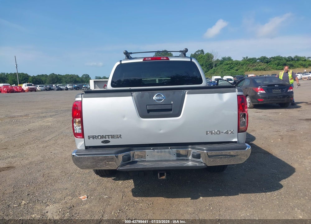 2011 NISSAN FRONTIER PRO-4X VIN: 1N6AD0EV2BC439373