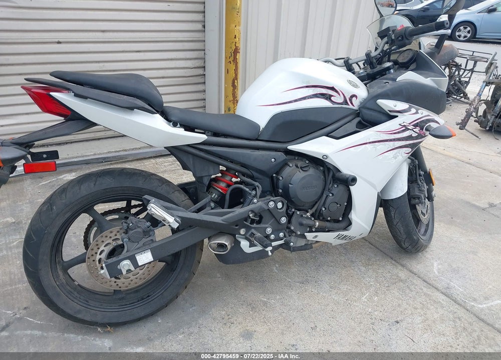 2009 YAMAHA FZ6 R/C VIN: JYARJ18Y69A000298