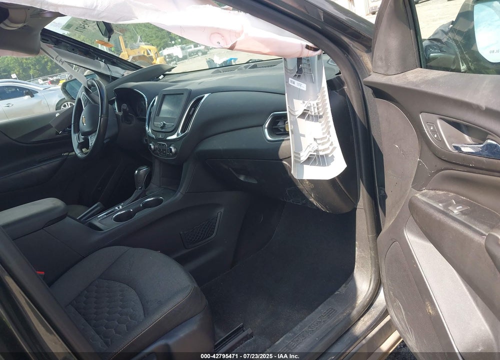 2018 CHEVROLET EQUINOX VIN: 3GNAXJEV3JS624516