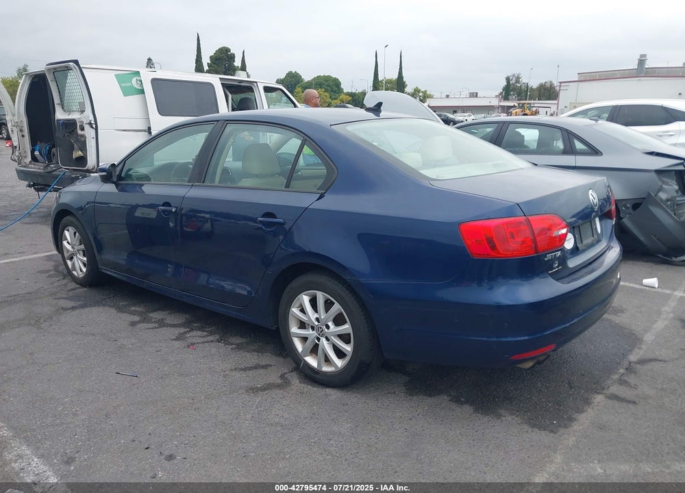 2012 VOLKSWAGEN JETTA VIN: 3VWDP7AJ3CM470888