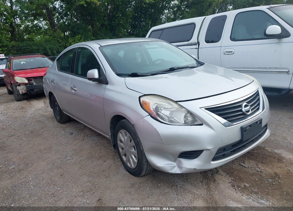 2014 NISSAN VERSA 1.6 SV VIN: 3N1CN7AP1EL830549