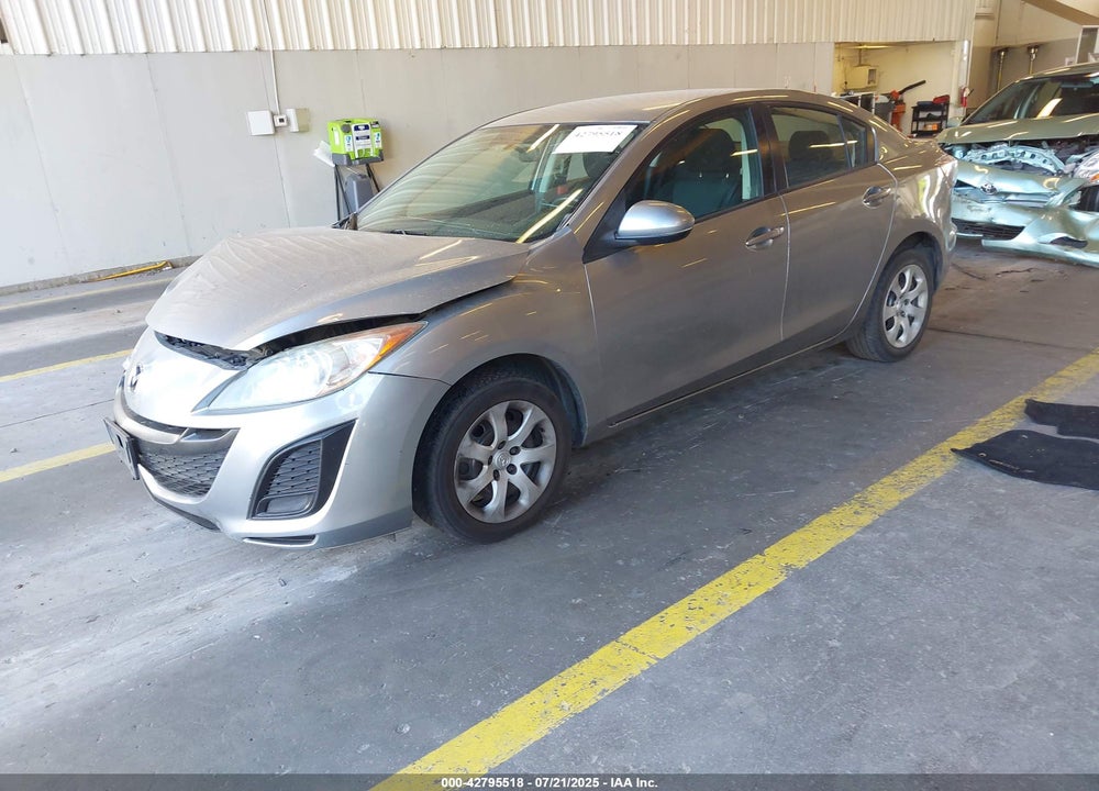 2010 MAZDA 3 I SPORT VIN: JM1BL1SG9A1258688