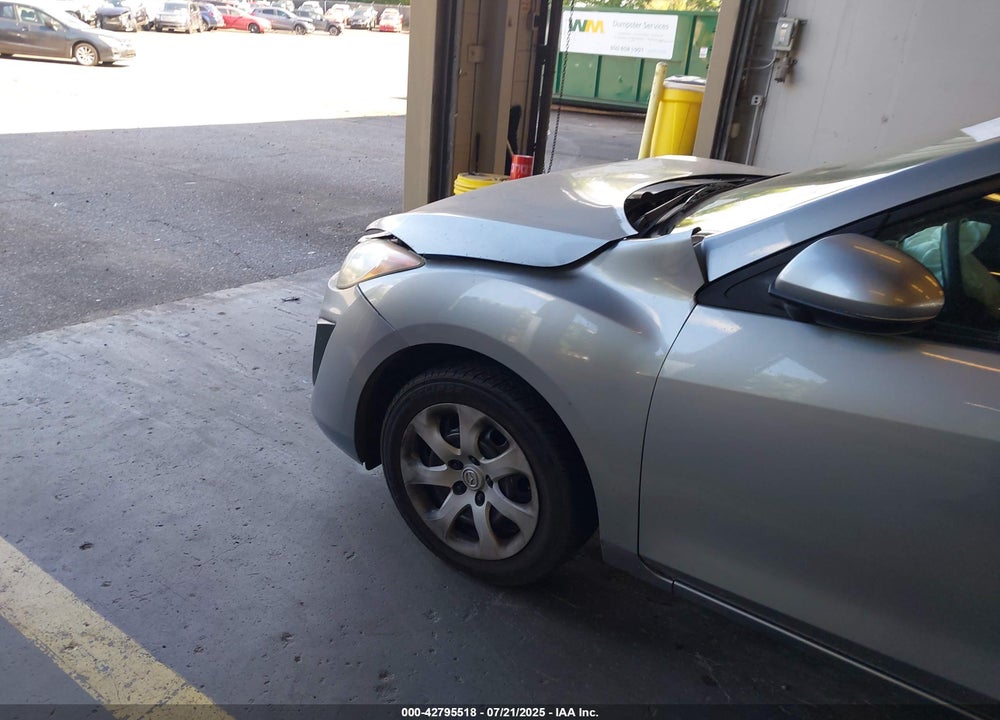 2010 MAZDA 3 I SPORT VIN: JM1BL1SG9A1258688