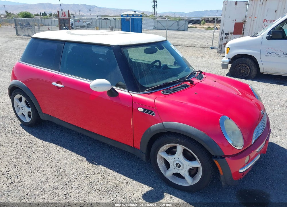 2004 MINI COOPER VIN: WMWRC33444TJ62861
