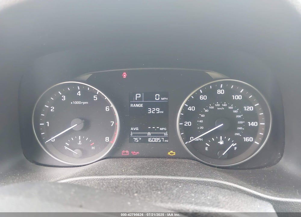 2017 HYUNDAI ELANTRA VIN: 5NPD74LF3HH137176