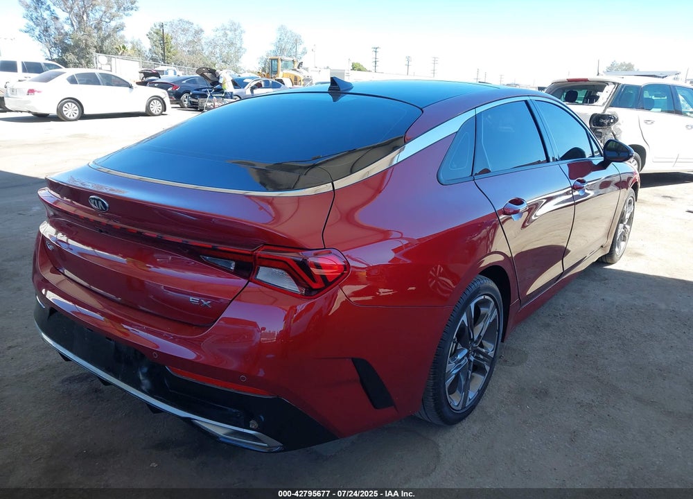 2021 KIA K5 VIN: 5XXG34J27MG005472
