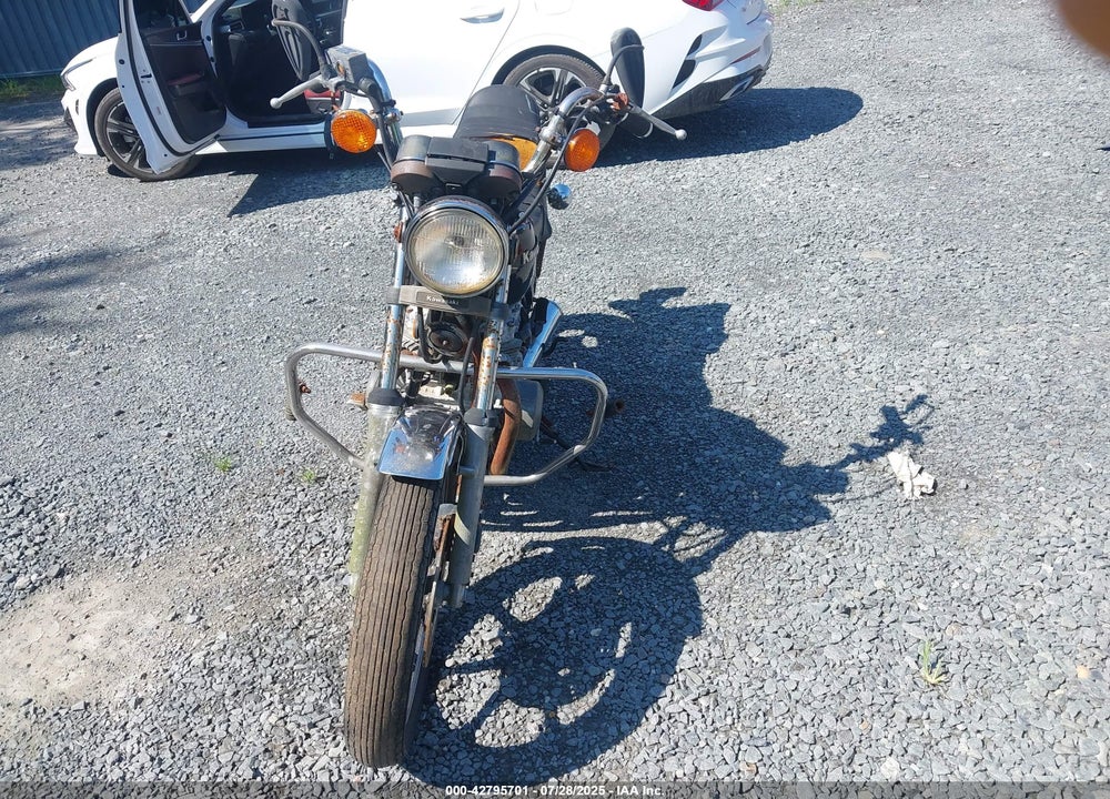 1981 KAWASAKI KZ440 D VIN: JKAKZHD10BB507580