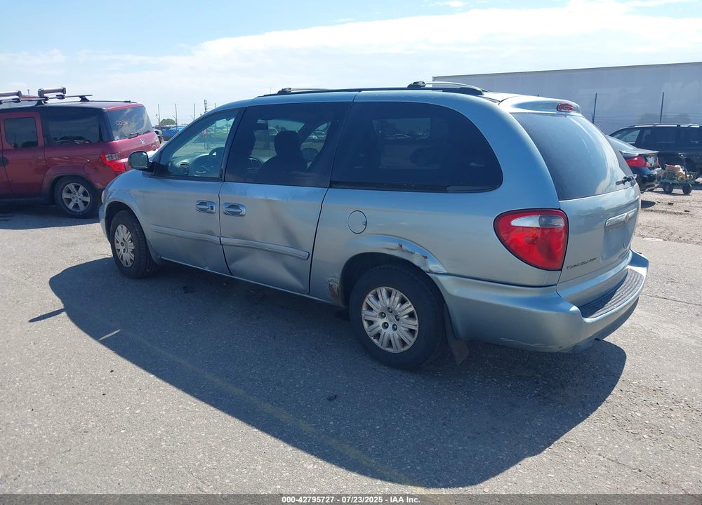 2005 CHRYSLER TOWN & COUNTRY LX VIN: 2C4GP44R95R538039