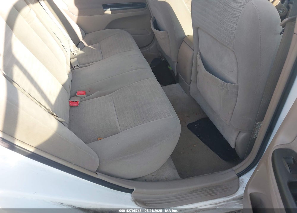 2005 TOYOTA CAMRY VIN: 4T1BE32K65U425597