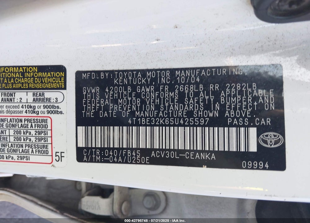2005 TOYOTA CAMRY VIN: 4T1BE32K65U425597