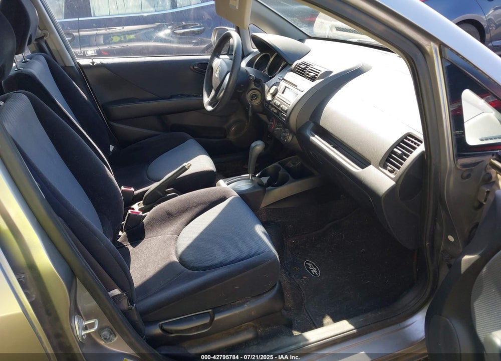 2007 HONDA FIT VIN: JHMGD38467S029463