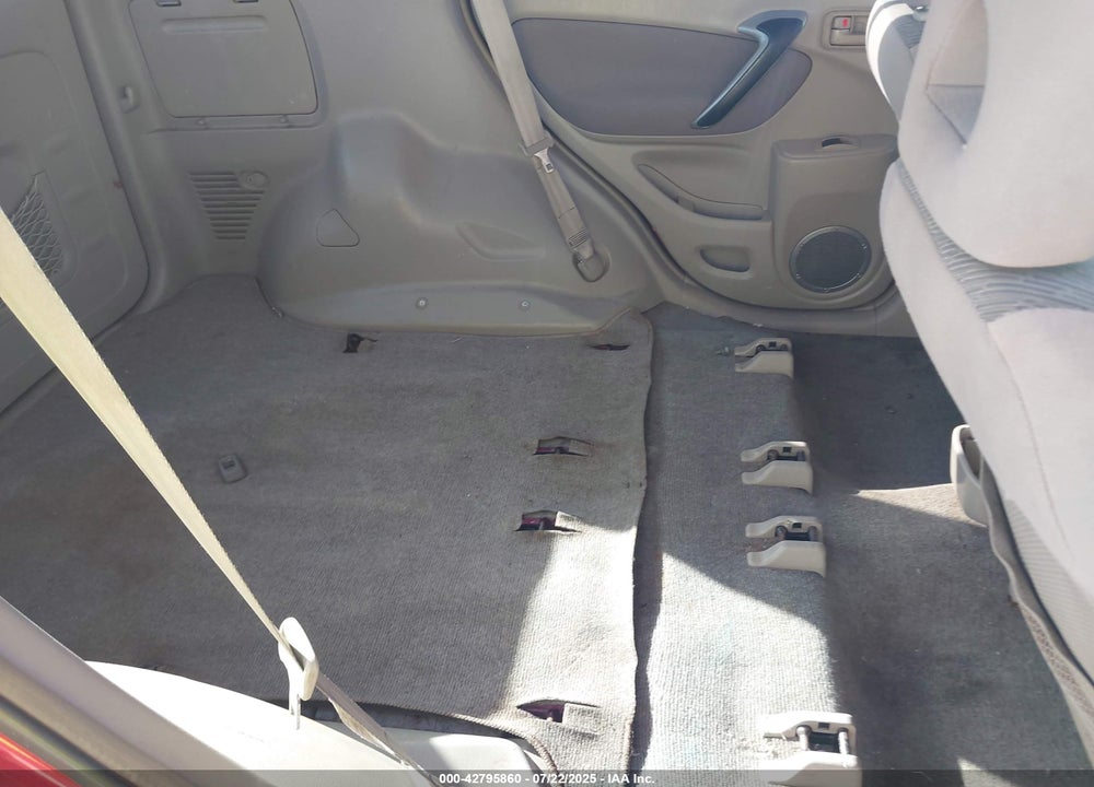 2001 TOYOTA RAV4 VIN: JTEGH20V610001178