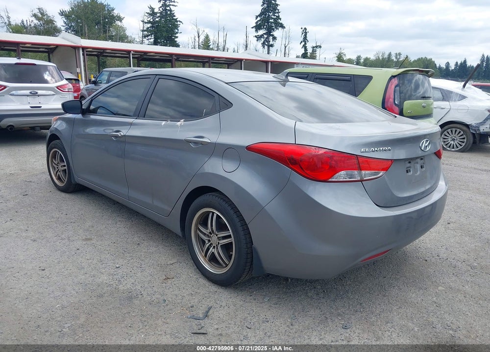 2012 HYUNDAI ELANTRA VIN: KMHDH4AEXCU395387