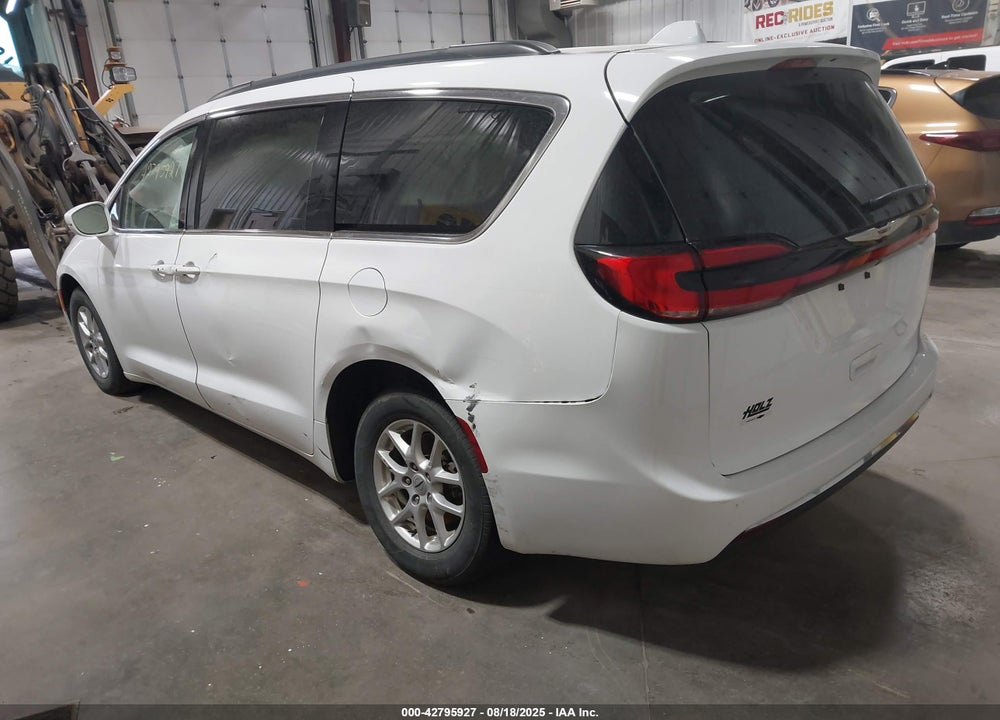 2022 CHRYSLER PACIFICA TOURING L VIN: 2C4RC1BG1NR238404