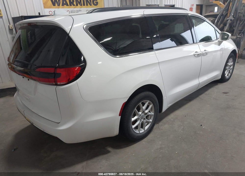 2022 CHRYSLER PACIFICA TOURING L VIN: 2C4RC1BG1NR238404