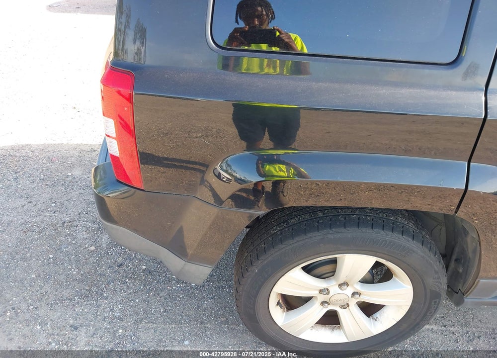 2015 JEEP PATRIOT VIN: 1C4NJPFB9FD171898