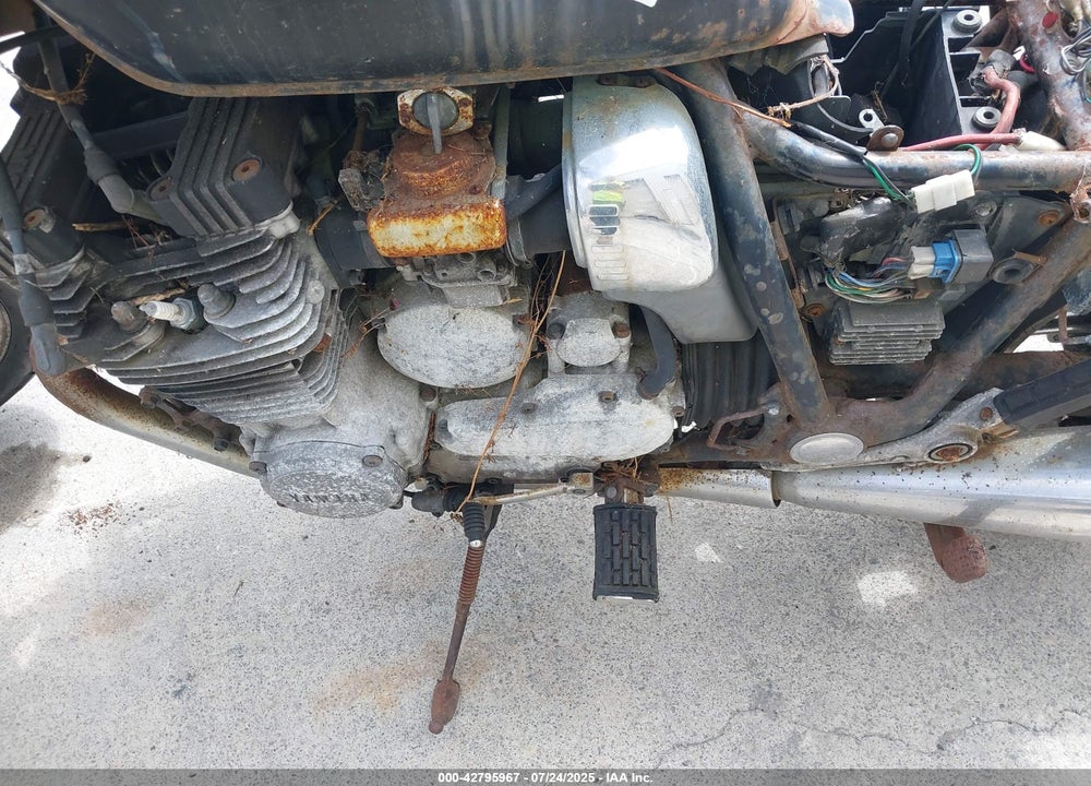 1985 YAMAHA XJ700 VIN: JYA1FG000FA002261