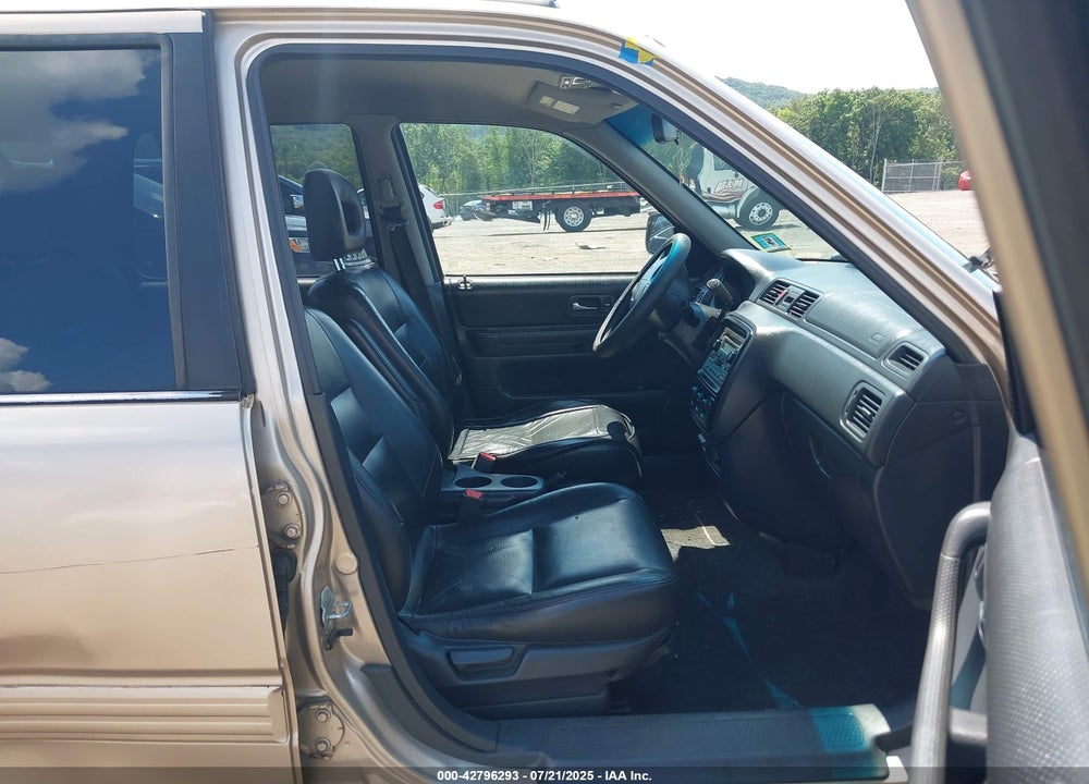 2000 HONDA CR-V SPECIAL EDITION VIN: JHLRD1872YC037034