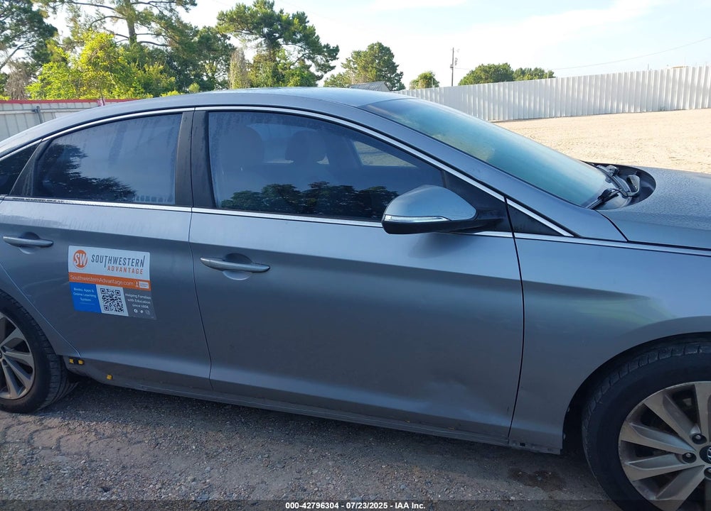 2017 HYUNDAI SONATA VIN: 5NPE34AF7HH495013