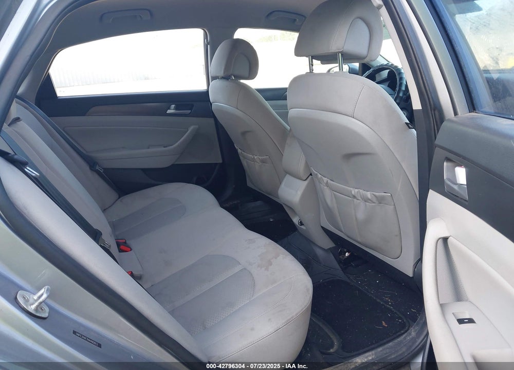 2017 HYUNDAI SONATA VIN: 5NPE34AF7HH495013