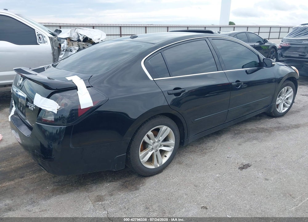 2011 NISSAN ALTIMA 3.5 SR VIN: 1N4BL2AP6BN449024