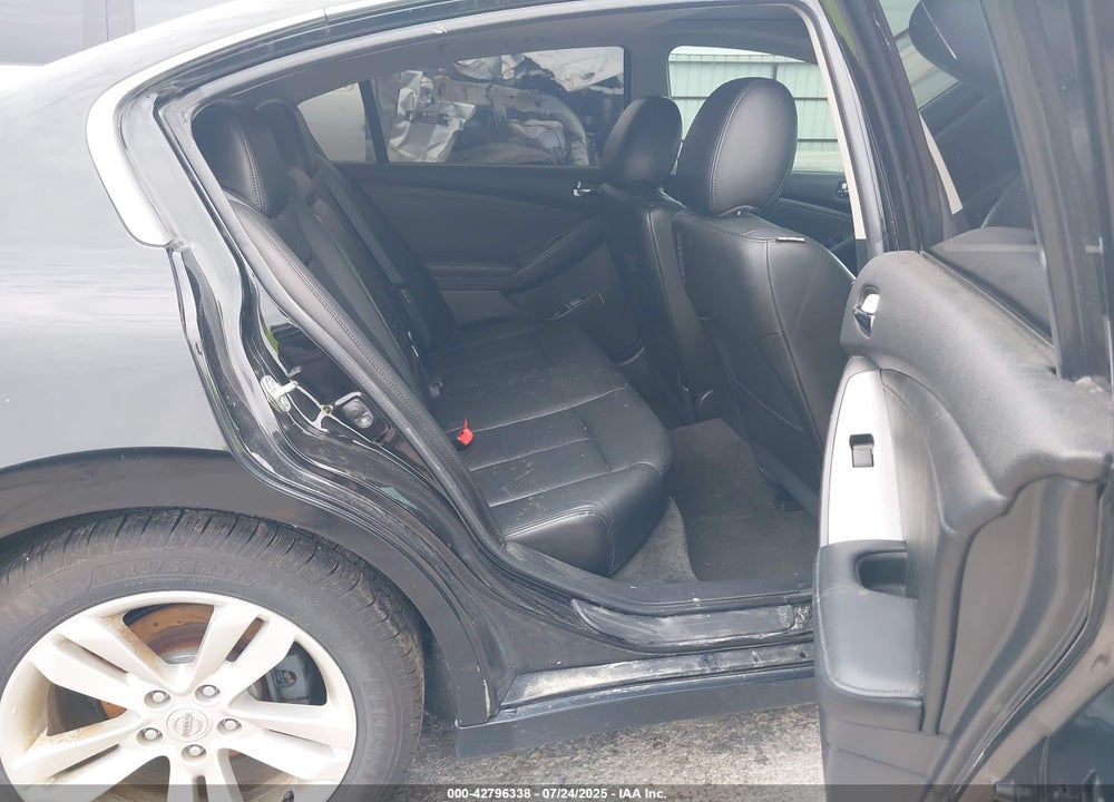 2011 NISSAN ALTIMA 3.5 SR VIN: 1N4BL2AP6BN449024