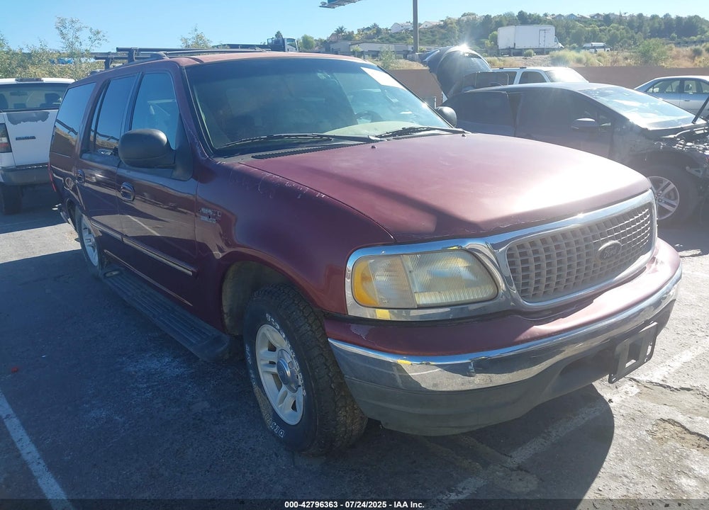 2000 FORD EXPEDITION XLT VIN: 1FMRU15L4YLB55841