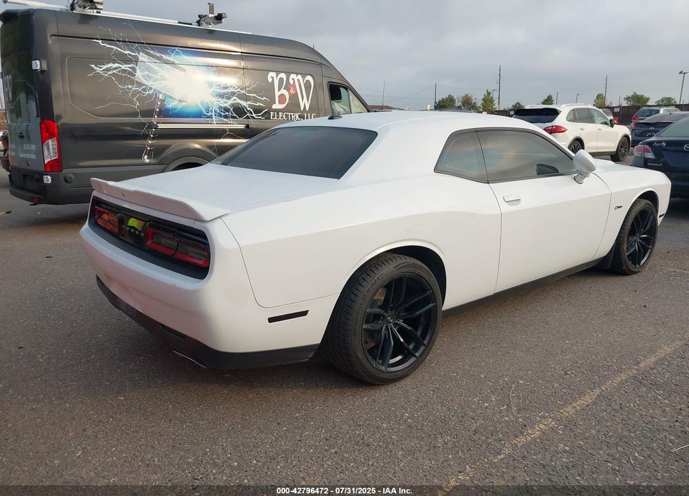 2019 DODGE CHALLENGER VIN: 2C3CDZAG9KH668643