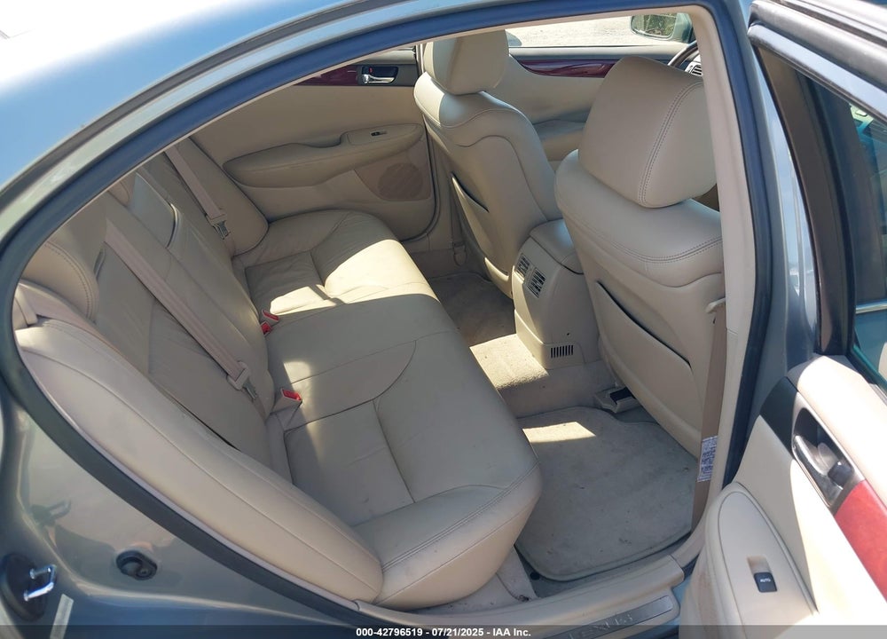 2002 LEXUS ES 300 VIN: JTHBF30G320019214