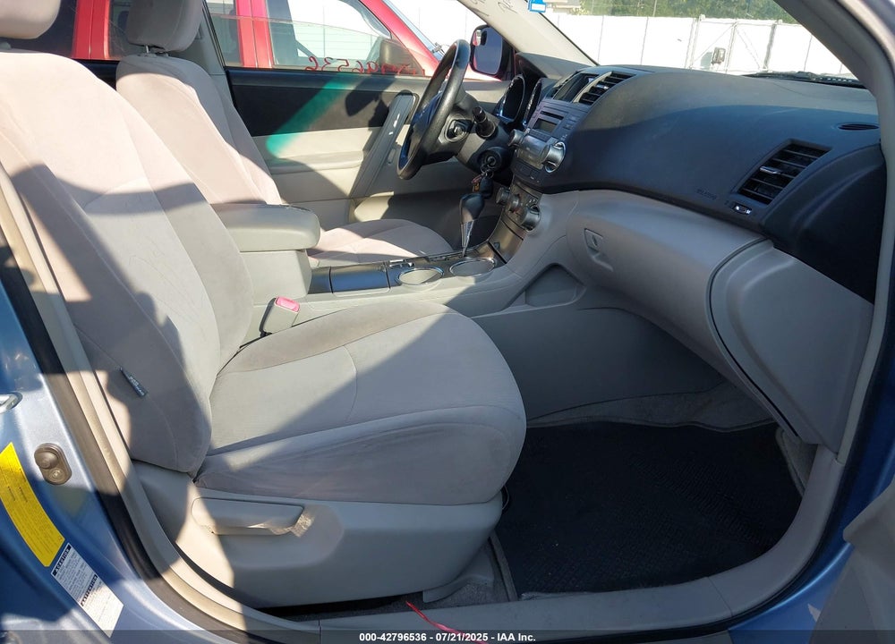 2008 TOYOTA HIGHLANDER VIN: JTEES41A082037379