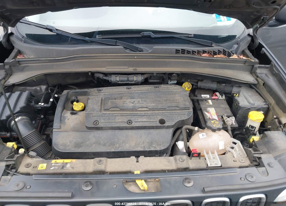 2016 JEEP RENEGADE VIN: ZACCJABW5GPC52039